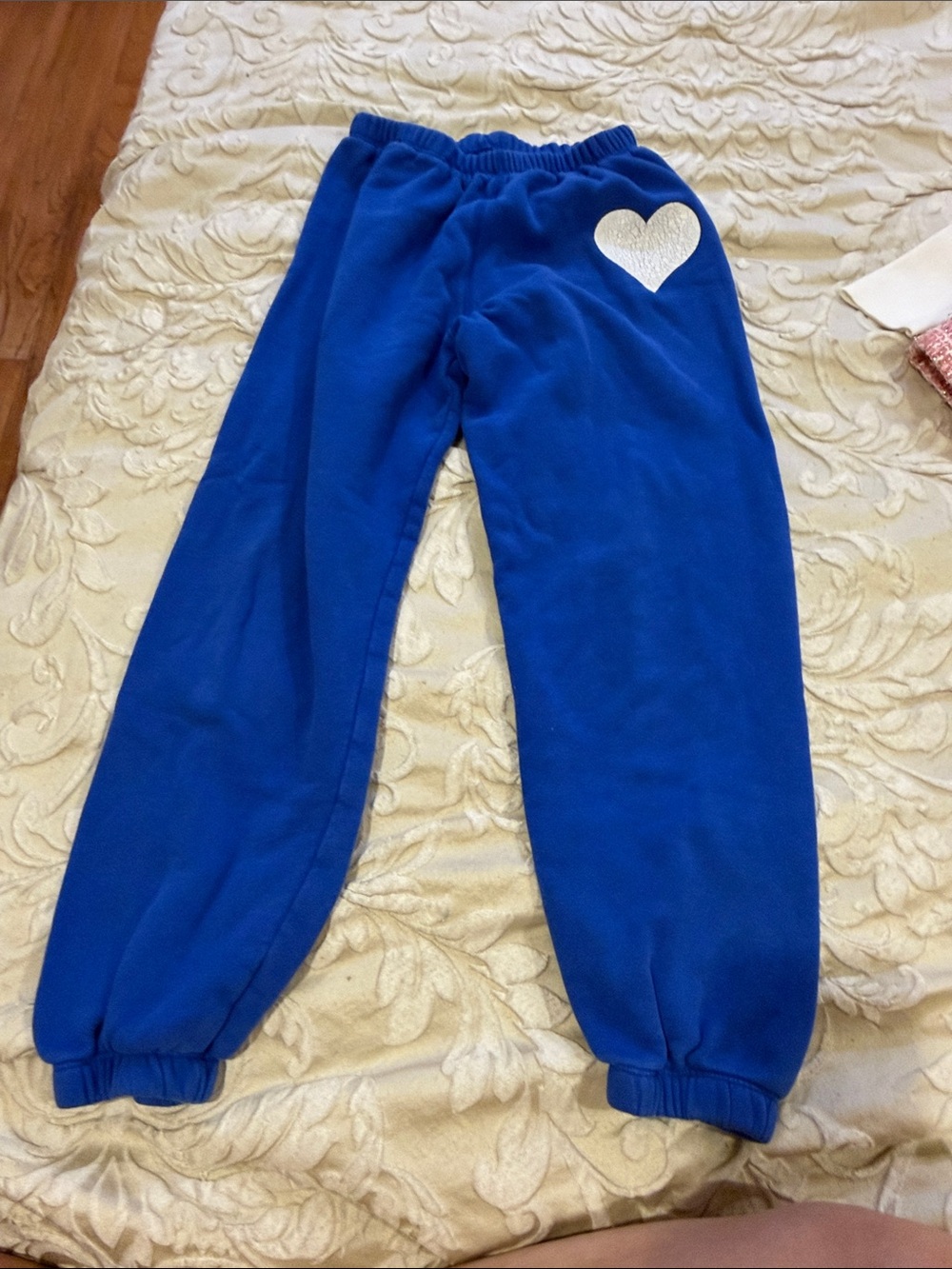 KATIEJNYC size medium Girls' Blue Heart Fleece Joggers